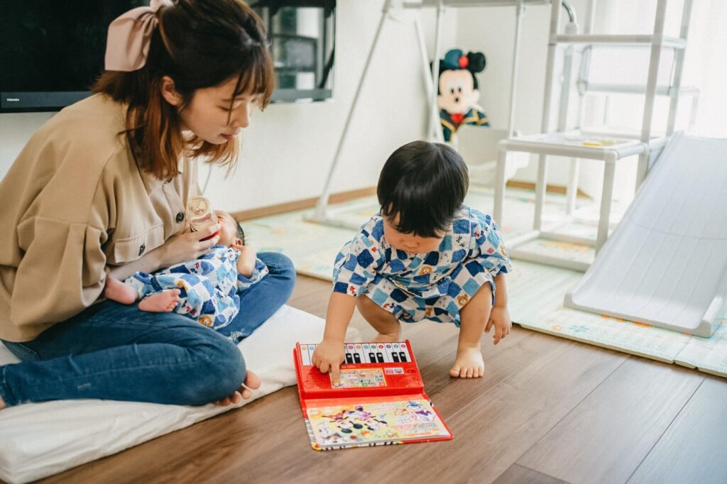 母と子の日常写真 おうちで過ごす時間