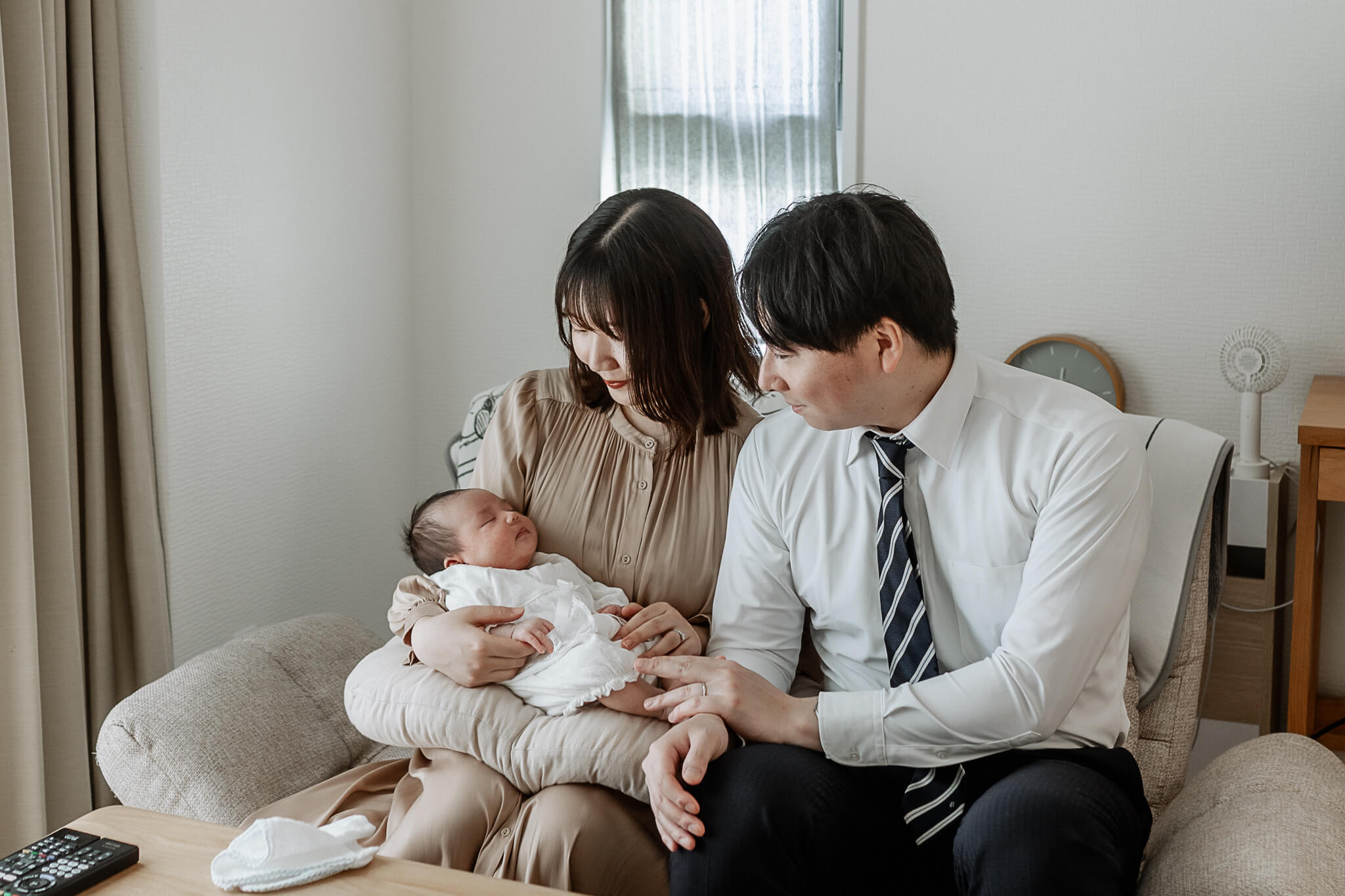 お宮参りの日の家族の様子｜自宅で赤ちゃんを囲む時間